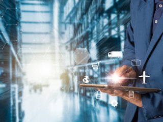 Jakie są korzyści z wdrożenia systemów ERP w branży logistycznej?