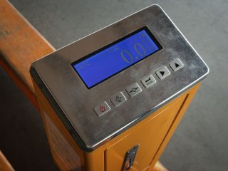 Jak wybrać wagę do wózka paletowego?