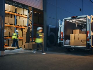 Jak wybrać firmę kurierską dla e-commerce?