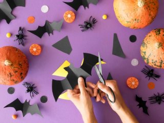 Jak zrobić dekoracje na Halloween z papieru?