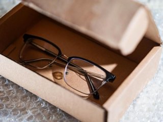 okulary w pudełku